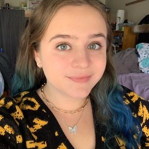 Meet your Posher, Clara